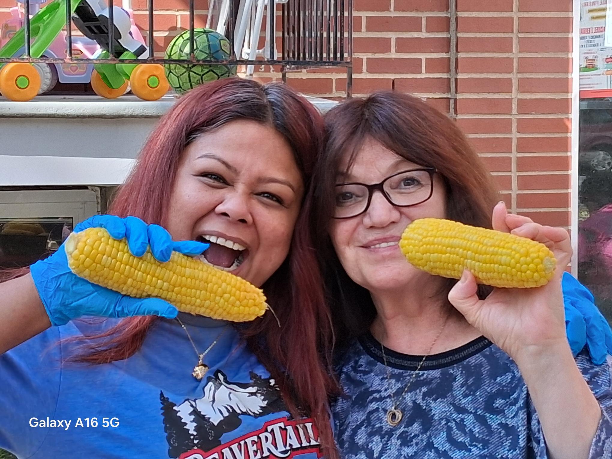 Une première épluchette de blé d'Inde couronnée de succès