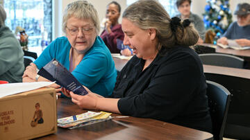 Lors de la rencontre de bienvenue des premiers locataires! 